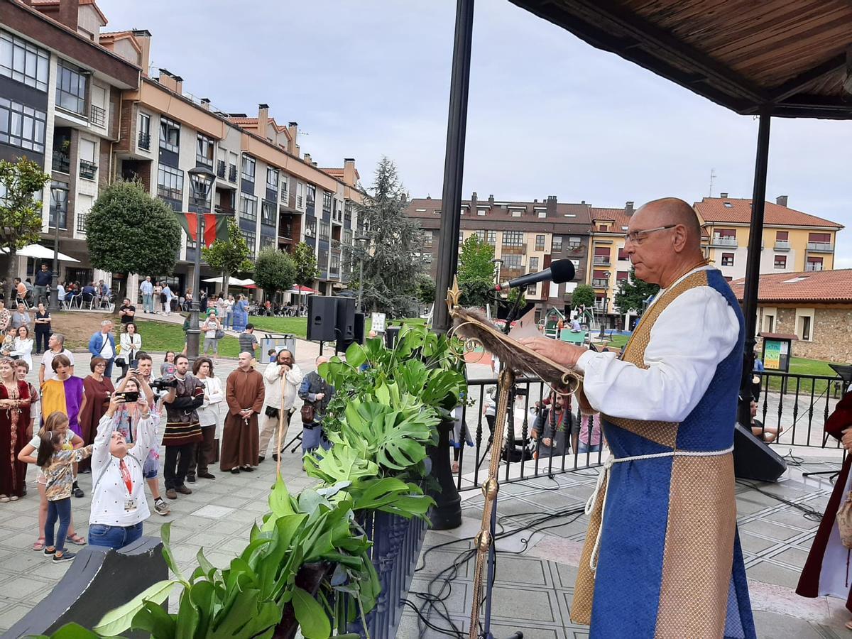 Exconxuraos de Llanera, "fuertes para reclamar, flexibles para negociar"