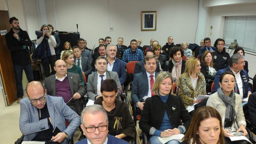 Un momento de la reunión con los alcaldes que tuvo lugar en la Delegación del Gobierno en Murcia.