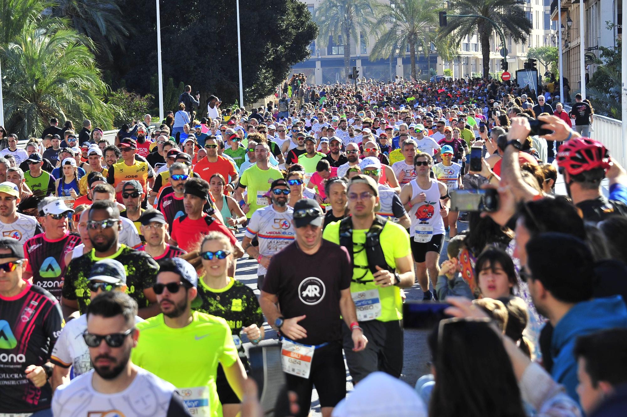 Un Medio Maratón de Elche marcado por el calor