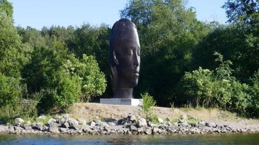 Una obra del escultor Jaume Plensa.