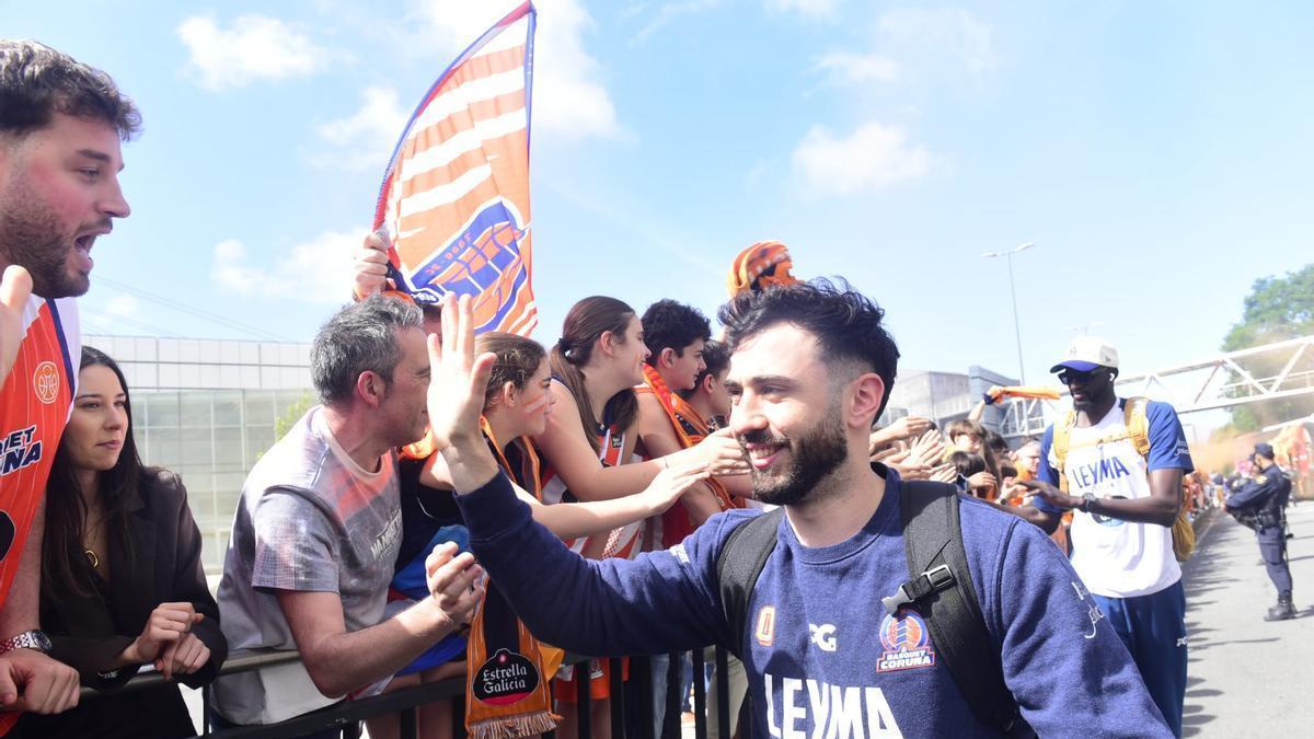 El Leyma prepara una fiesta este martes en la explanada de Riazor con sus aficionados