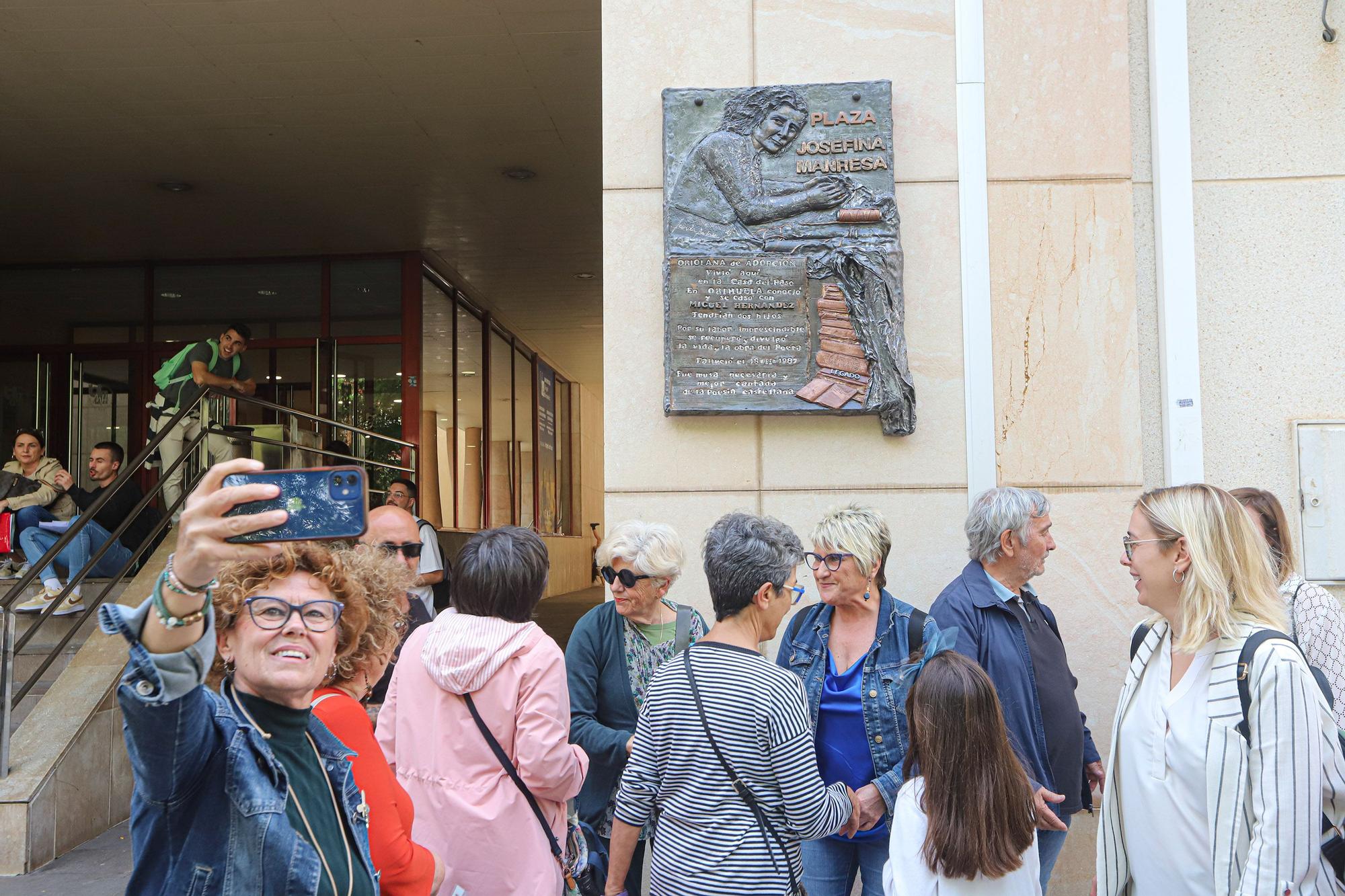 Orihuela le dedica una plaza en homenaje a Josefina Manresa