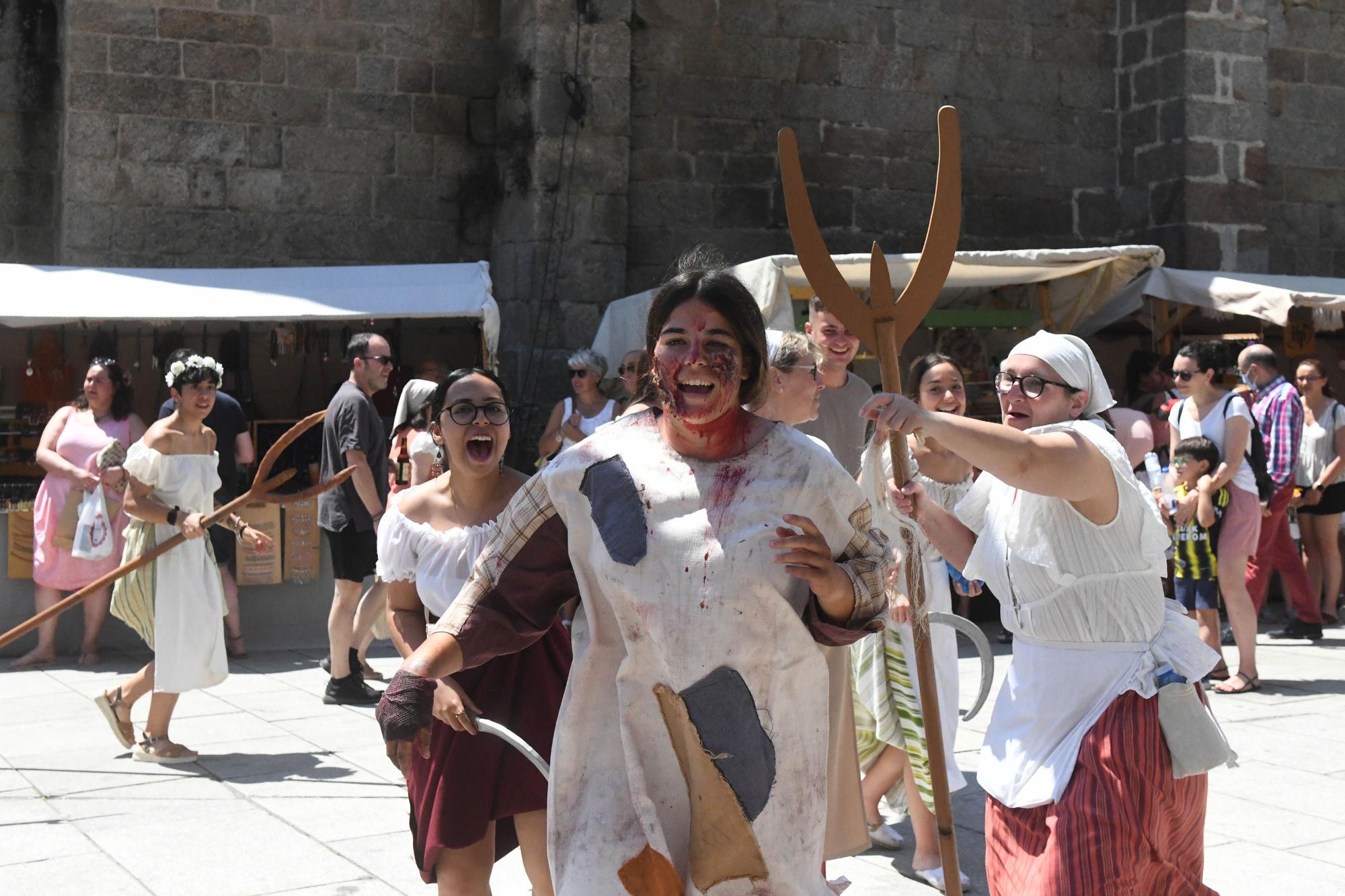 Betanzos cierra su Feira Franca Medieval con la expulsión de los leprosos