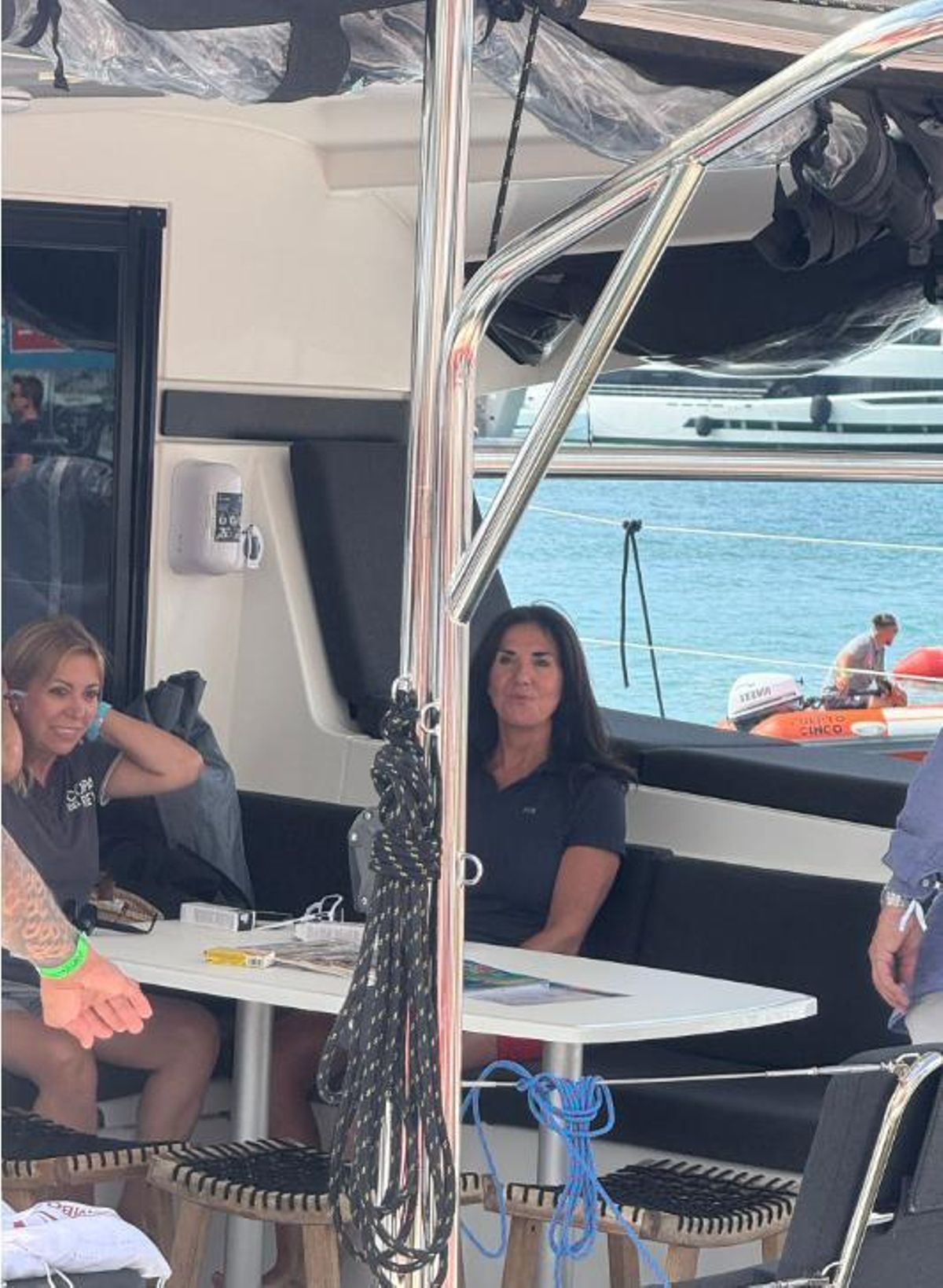 Cristina Cubero en la embarcación