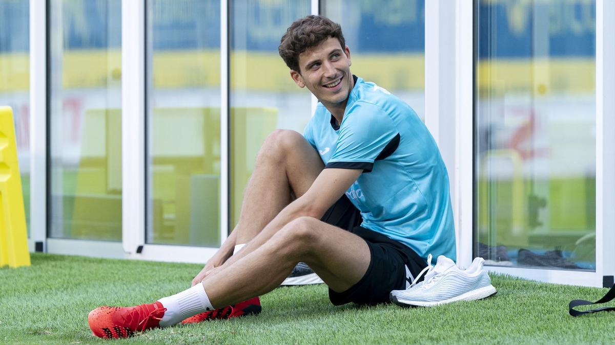 Pau Francisco Torres ha regresado a los entrenamientos con el Villarreal CF.