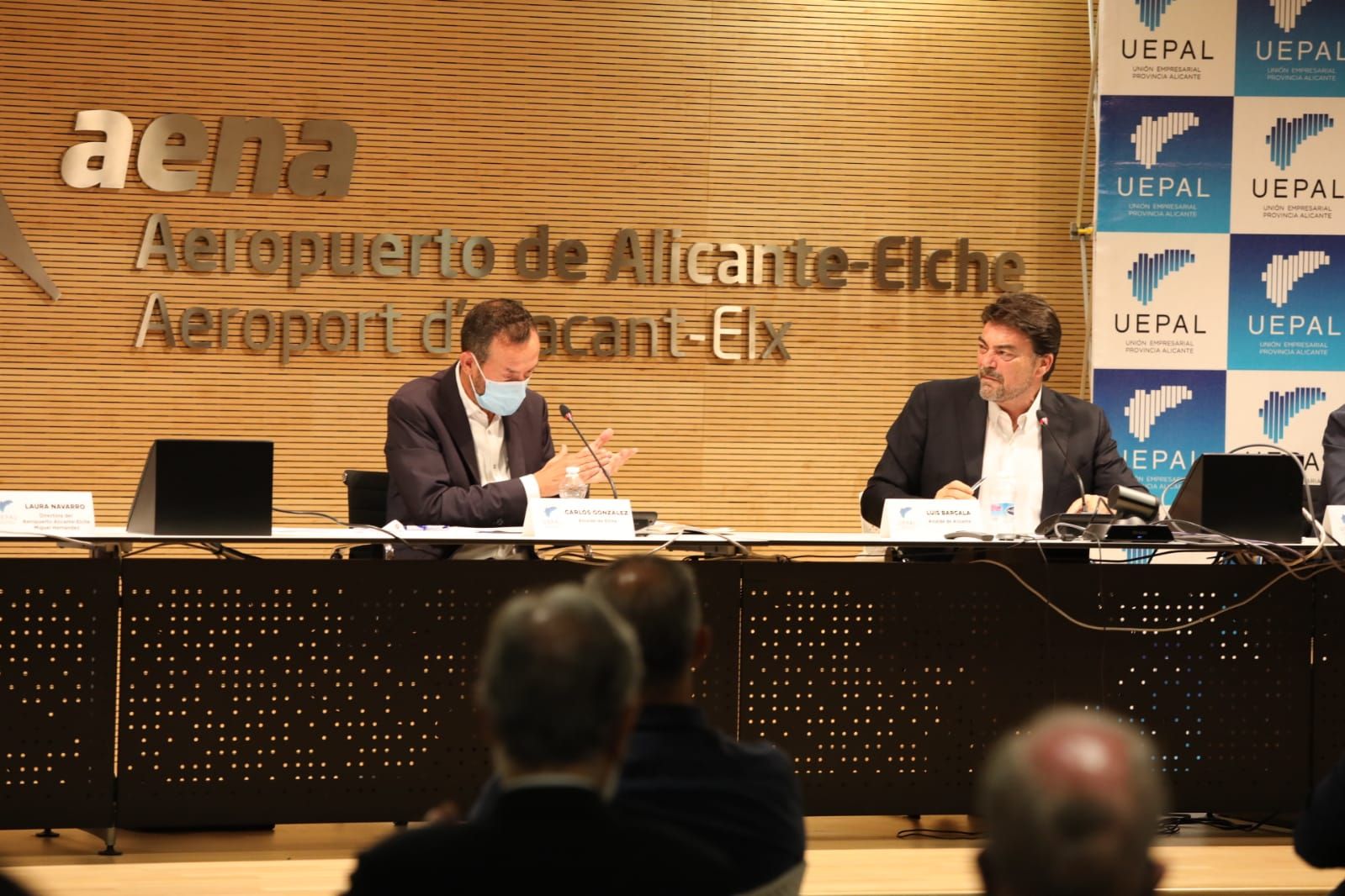 Patronal y alcaldes piden diálogo e infraestructuras para fortalecer el eje Alicante-Elche