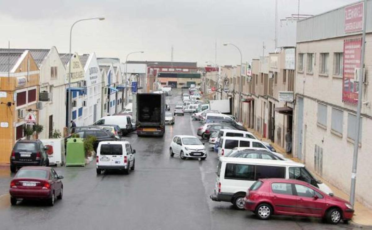 El polígono de Carrús reivindica una modernización