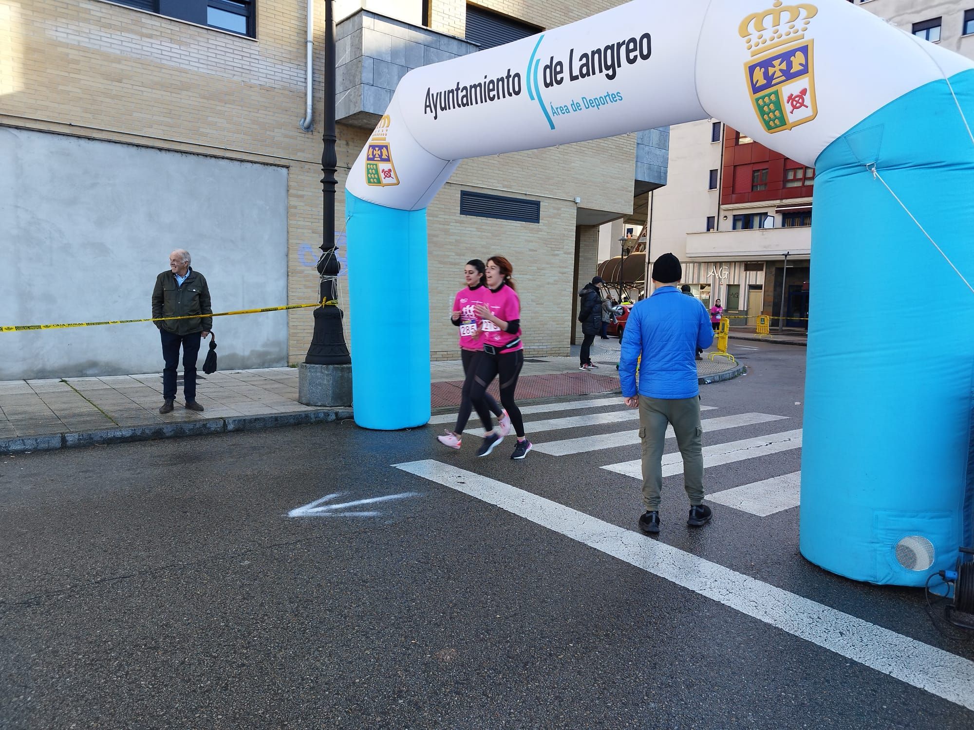 Primera carrera contra el cáncer en Langreo