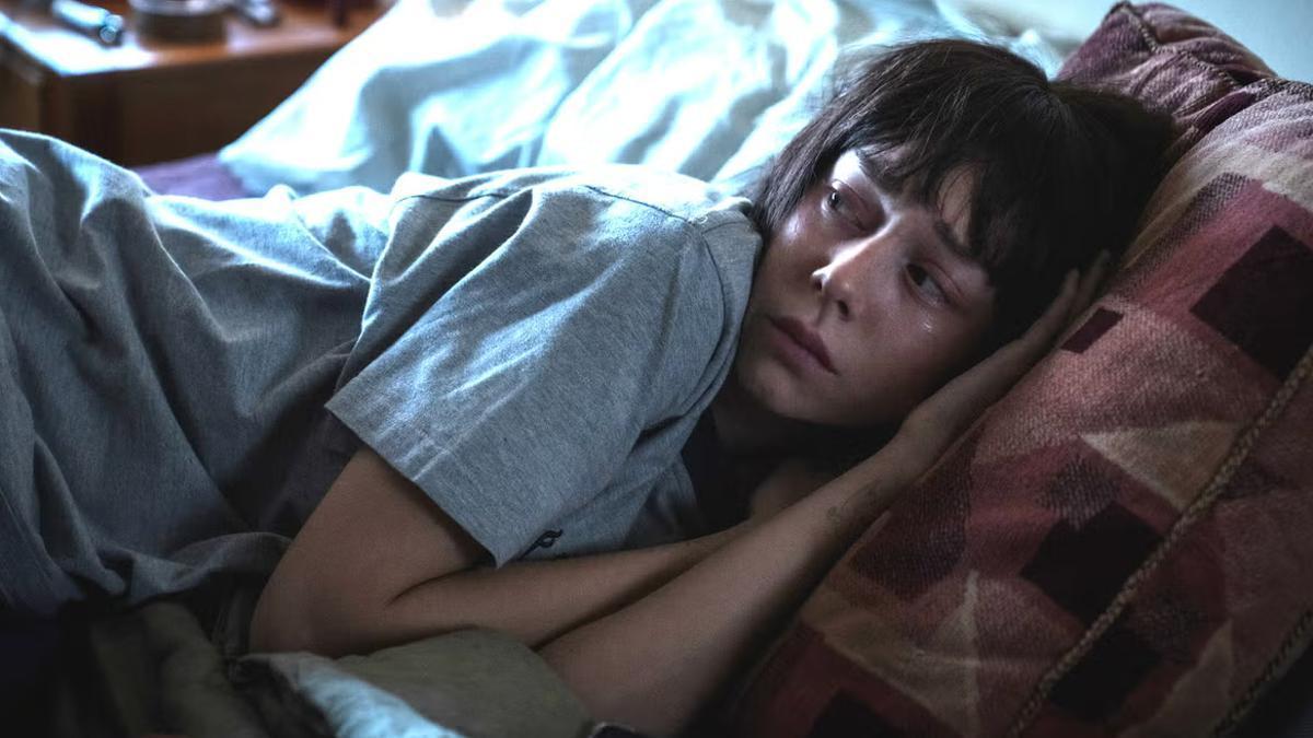 La actriz Ester Expósito, en una escena de la película 'El llanto'