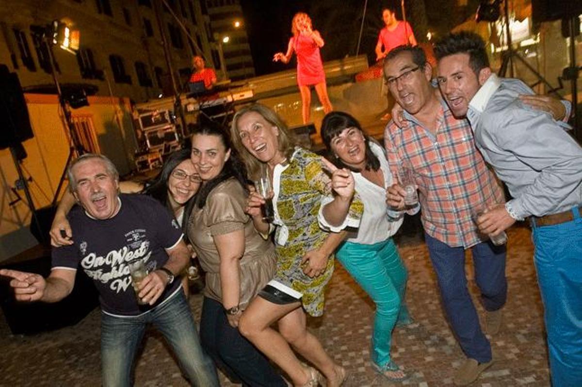 La noche está que arde