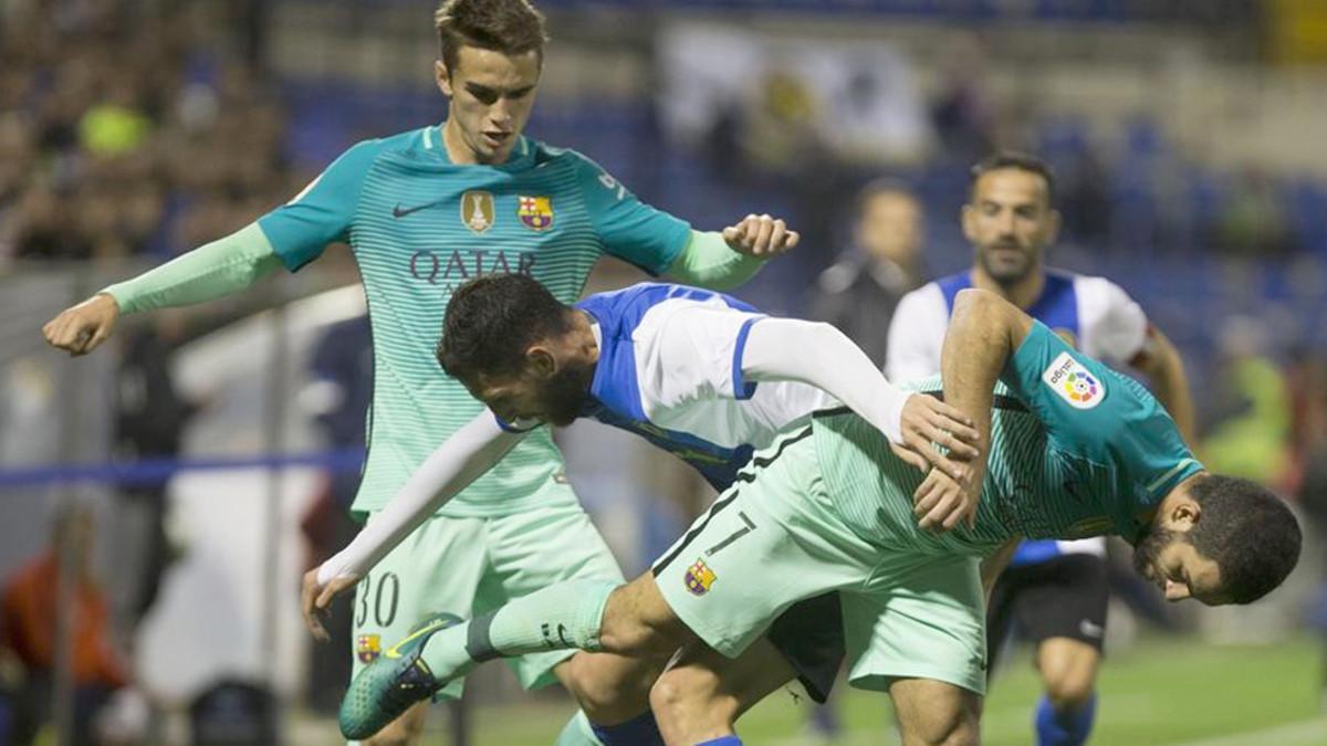 Alex Carbonell fue titular ante el Hércules