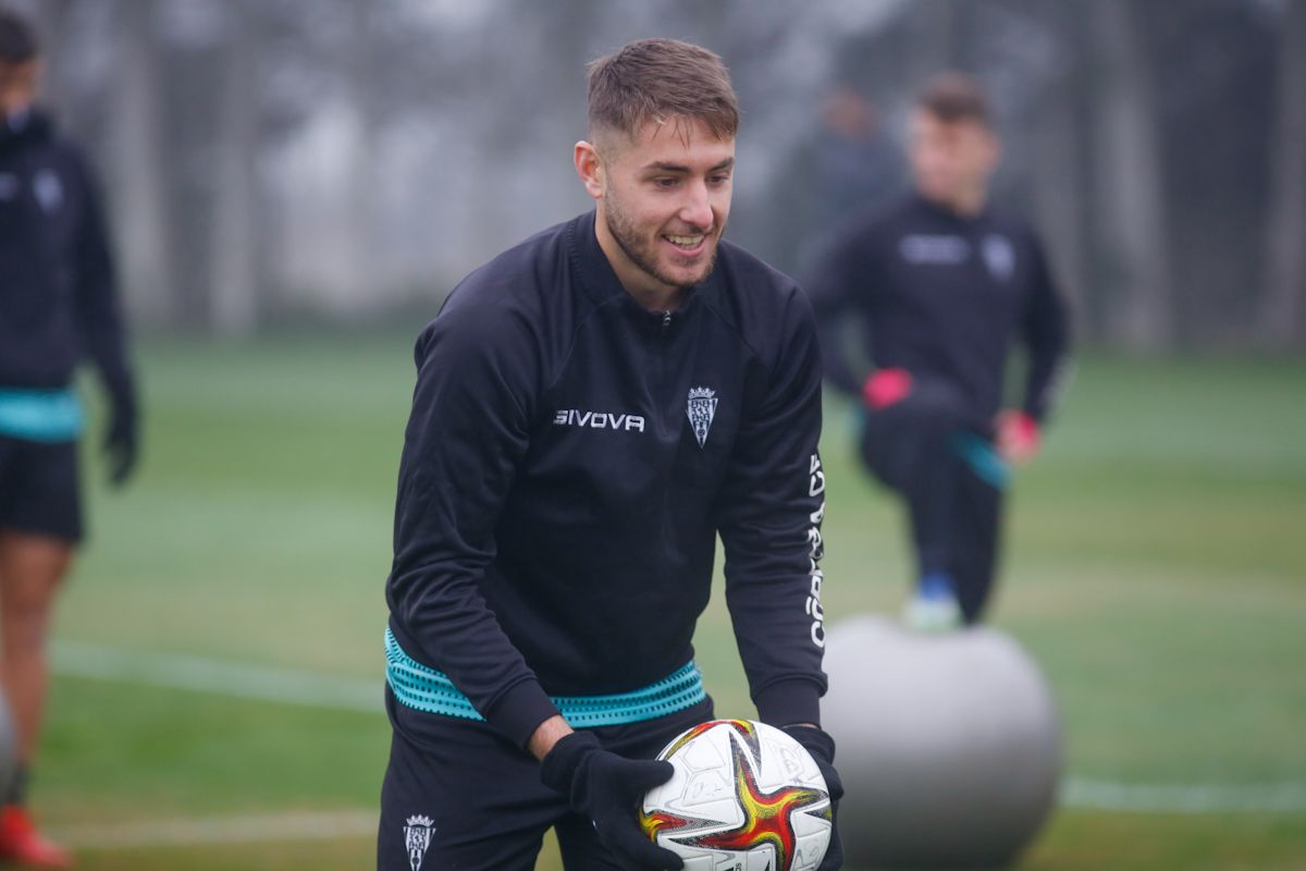 Primer entrenamiento del Córdoba CF en 2022 en imágenes