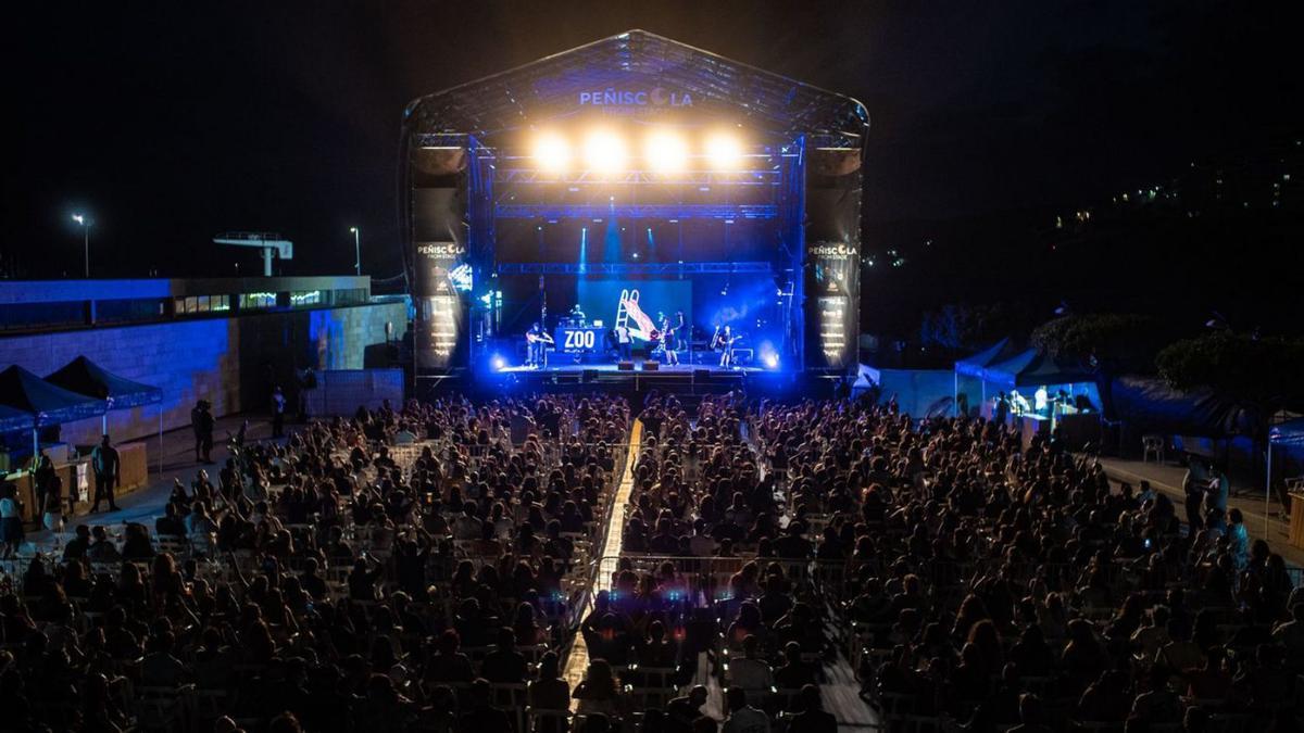 El escenario de la playa Sur de Peñíscola volverá a vibrar esta noche como ya hizo en la pasada edición de la cita. | MEDITERRÁNEO