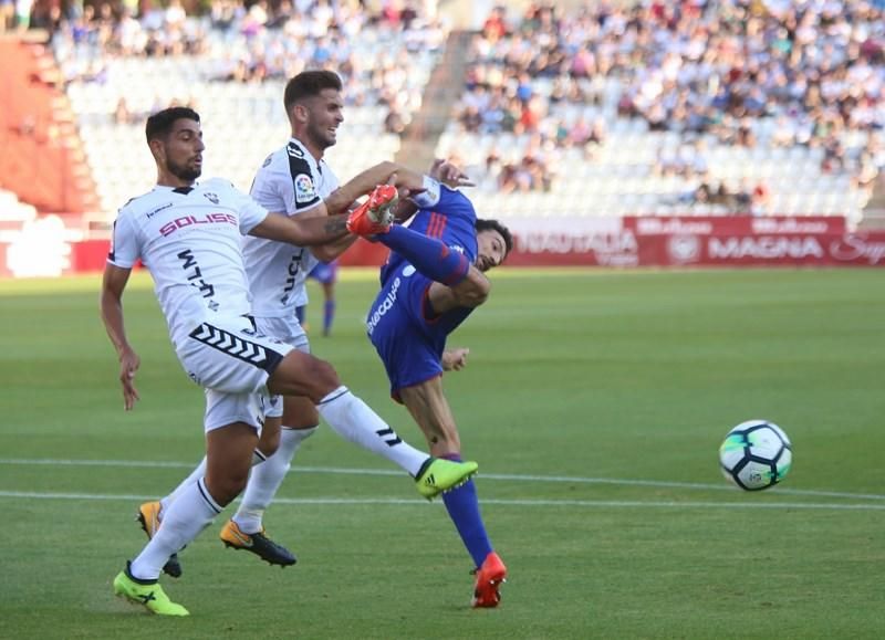 Partido entre el Albacete y el Real Oviedo