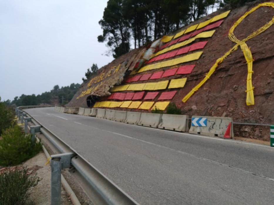 Arranquen part de l'estelada de Castellnou