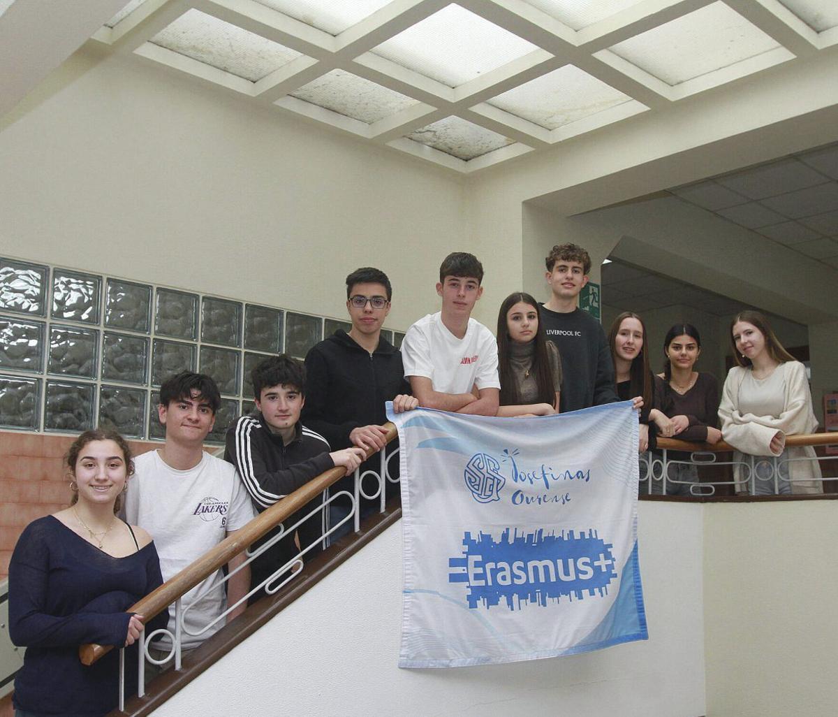 Alumnos que se fueron de intercambio o que acogieron a estudiantes extranjeros. | IÑAKI OSORIO