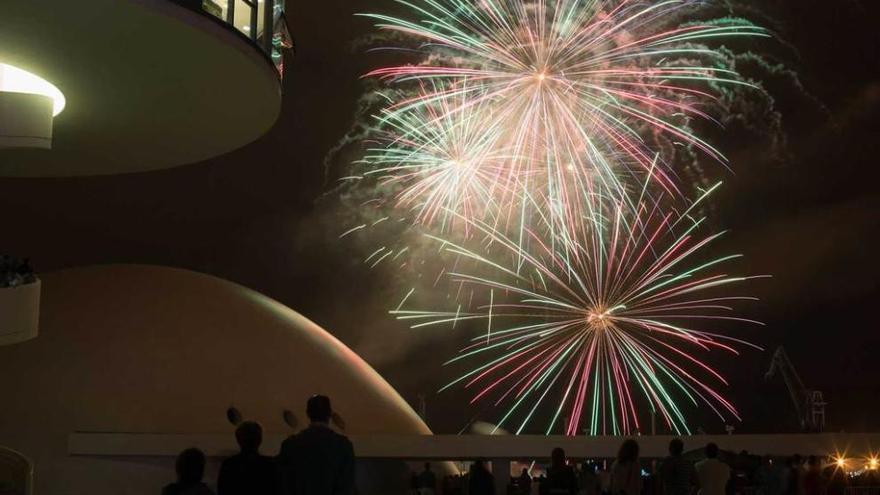 Fuegos artificiales, durante las fiestas del año pasado.