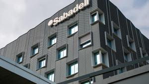 El Sabadell és el banc que més s’ha revaloritzat a l’Ibex en 12 mesos