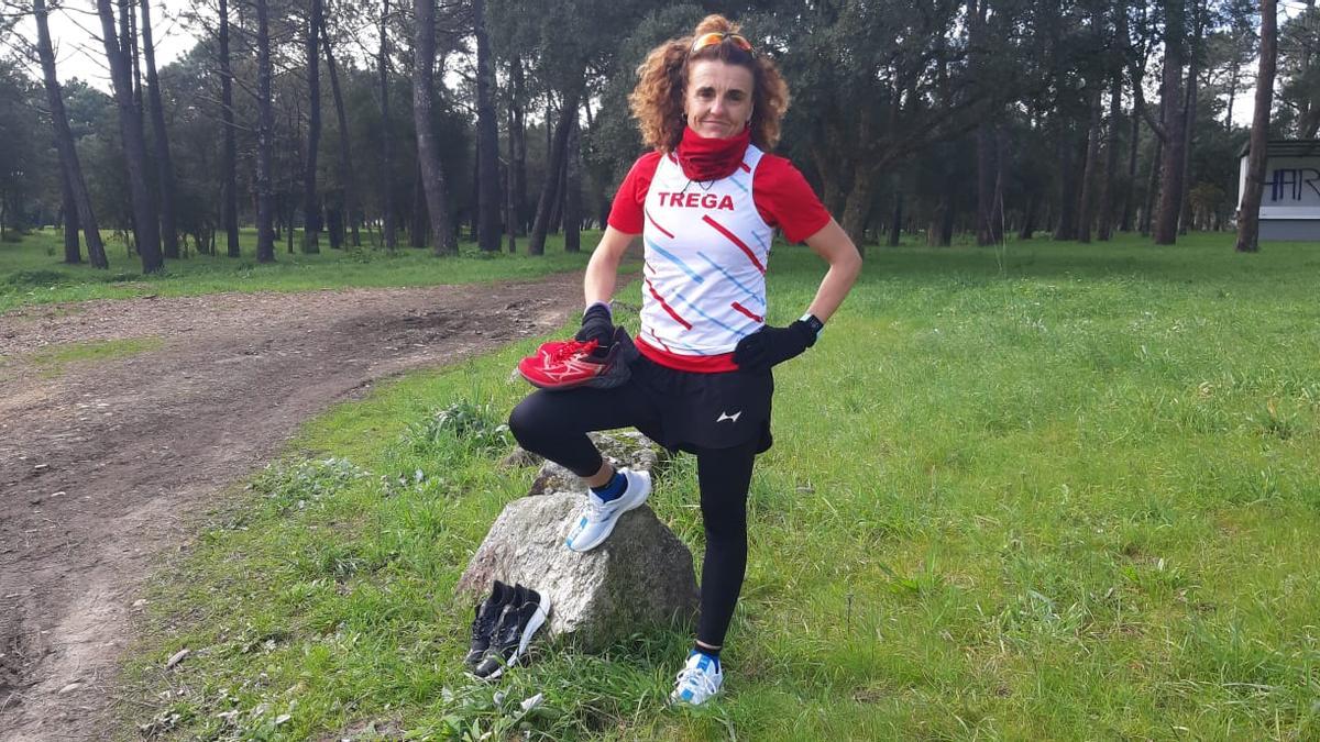 Julia Vaquero, con su nueva equipación del Trega