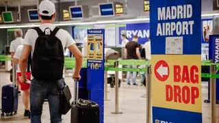 Ryanair endurece su política de vuelo: multas de 500 euros a pasajeros conflictivos a partir de este verano