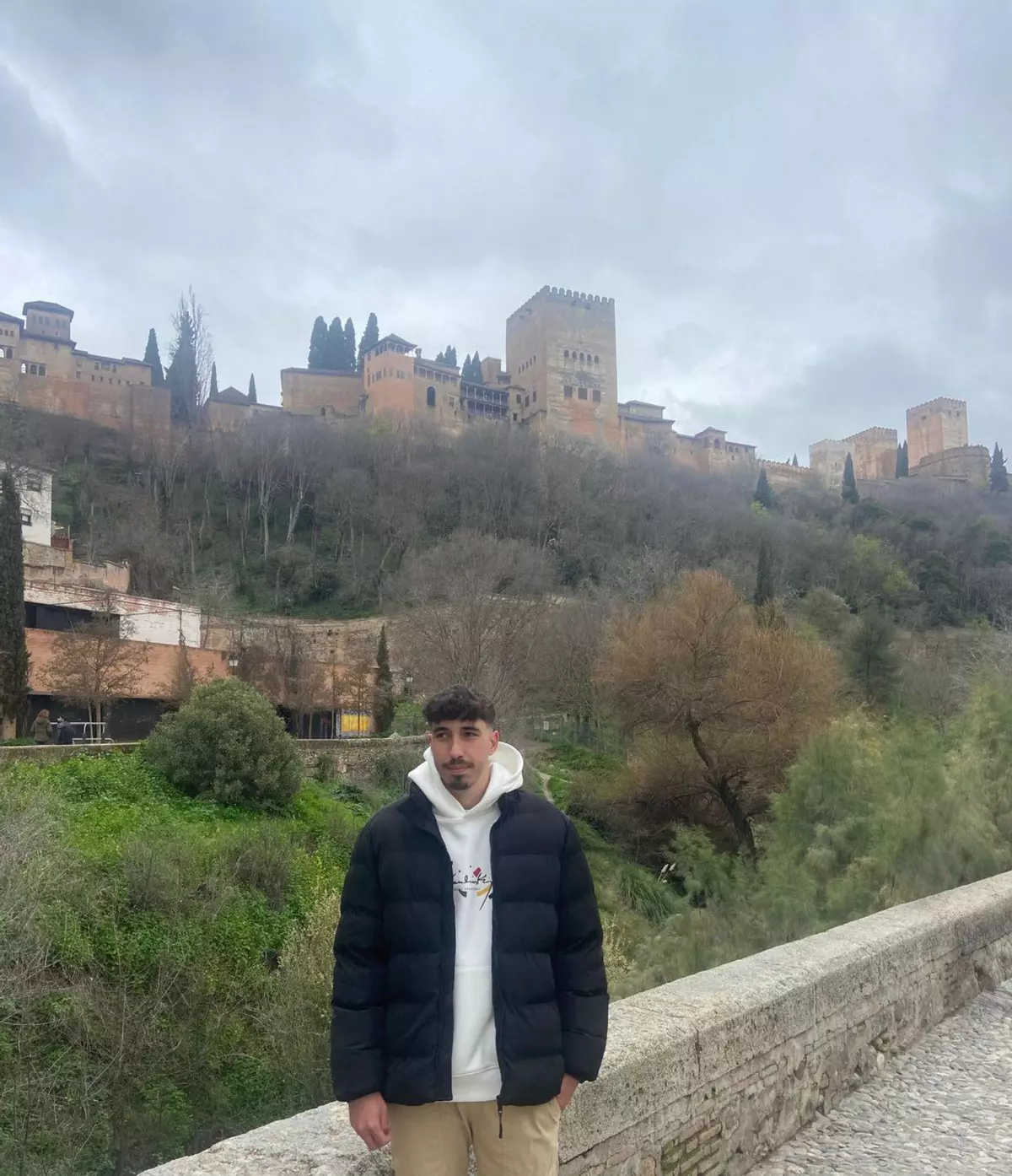 Raúl Pérez, eivissenc a Granada: «Em pregunten si a Eivissa hi ha col·legis o si anam a una altra banda»