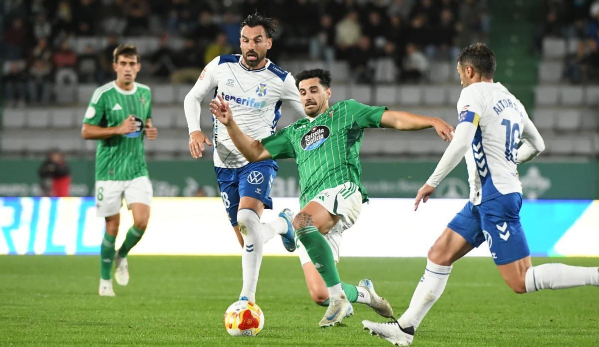 Así puedes ver el partido CD Tenerife - Racing de Ferrol