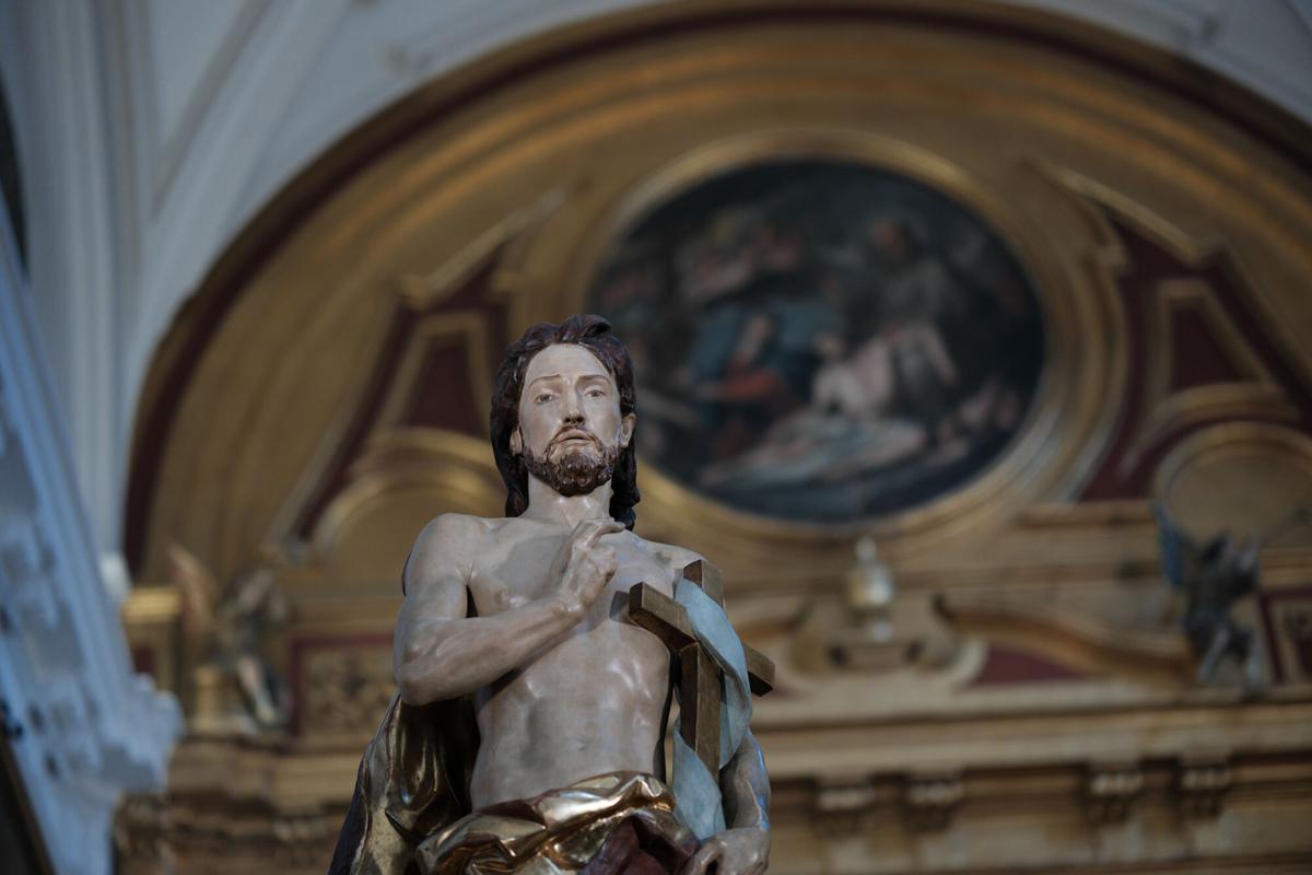Jesus Resucitado en el interior de la iglesia de San Julián.