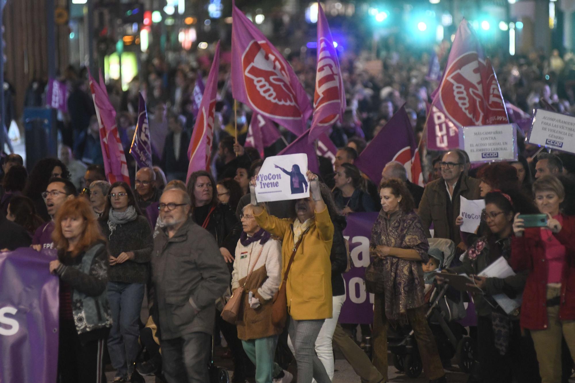 Las imágenes de la manifestación contra la violencia machista en Murcia