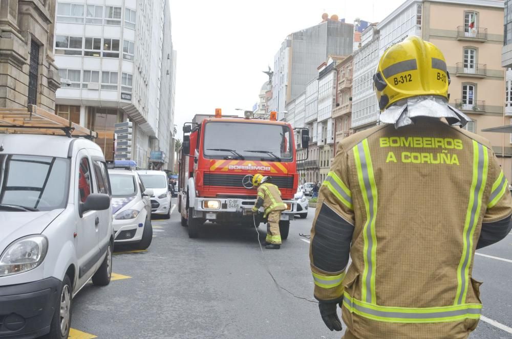 Camión atascado en el túnel de Juana de Vega