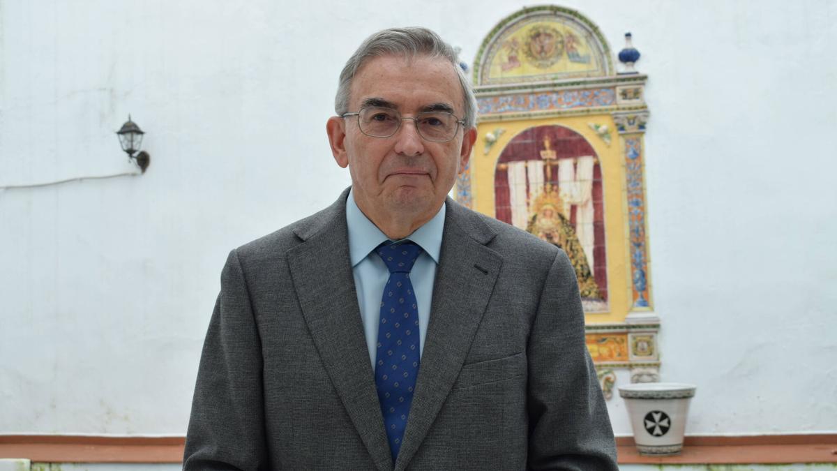 José Joaquín León Morgado, pregonero de la Semana Santa de Sevilla 2025, en la Casa de Hermandad de la Soledad de San Lorenzo