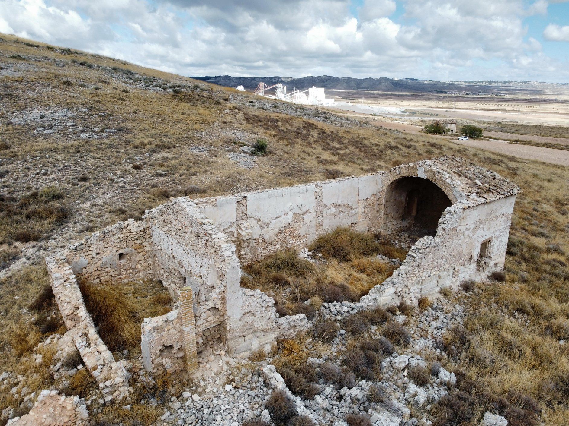 Hispania Nostra | Estos son los tres edificios aragoneses incluidos en 2023 en la lista roja por riesgo de desaparecer
