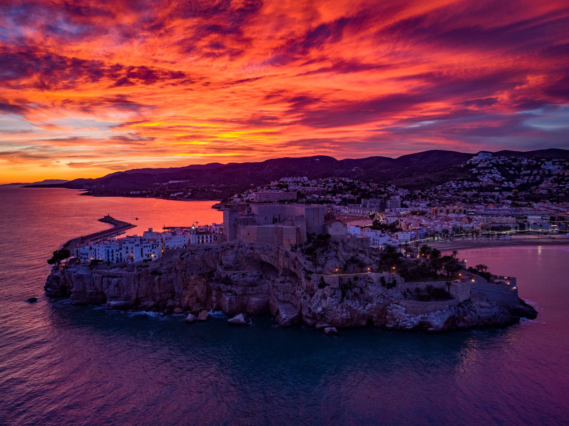 Peñíscola se deja redescubrir con estas impresionantes fotografías aéreas