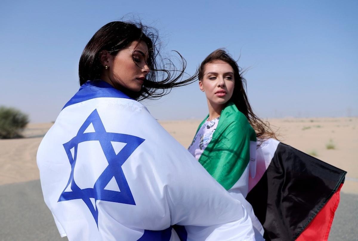 May Tager, la model israeliana esquitxada per la guerra