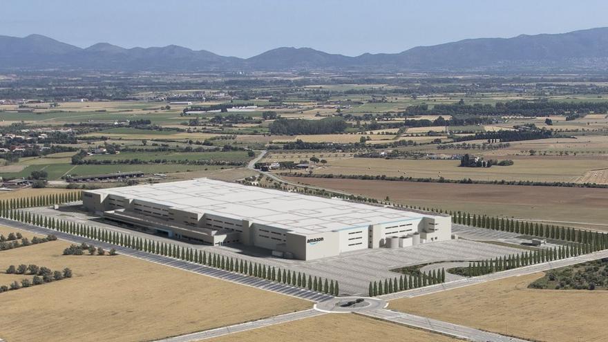 Recreación del centro logístico de Girona.