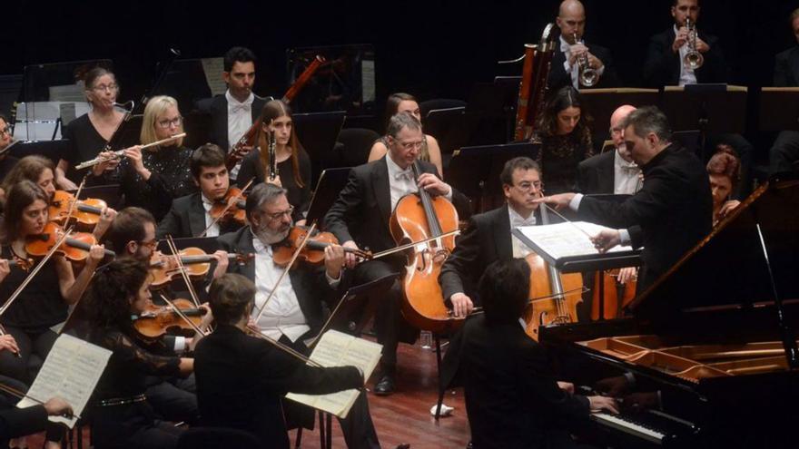 La Orquesta Sinfónica de Galicia en un concierto anterior.   | // NOÉ PARGA