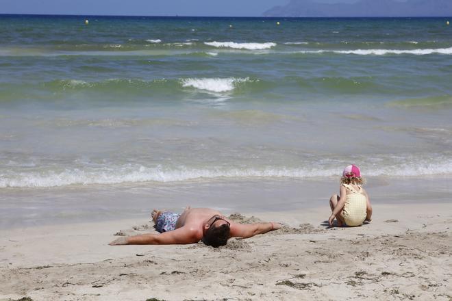 Der Mallorca-Urlaub kann beginnen: So sieht es Ende Juni an der Playa de Muro aus