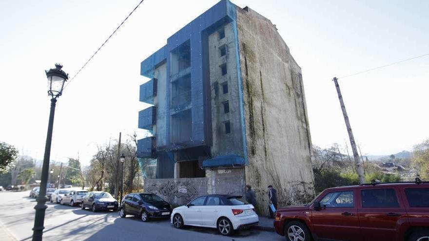 Cuenta atrás para el derribo del edificio abandonado hace 40 años en Gondomar