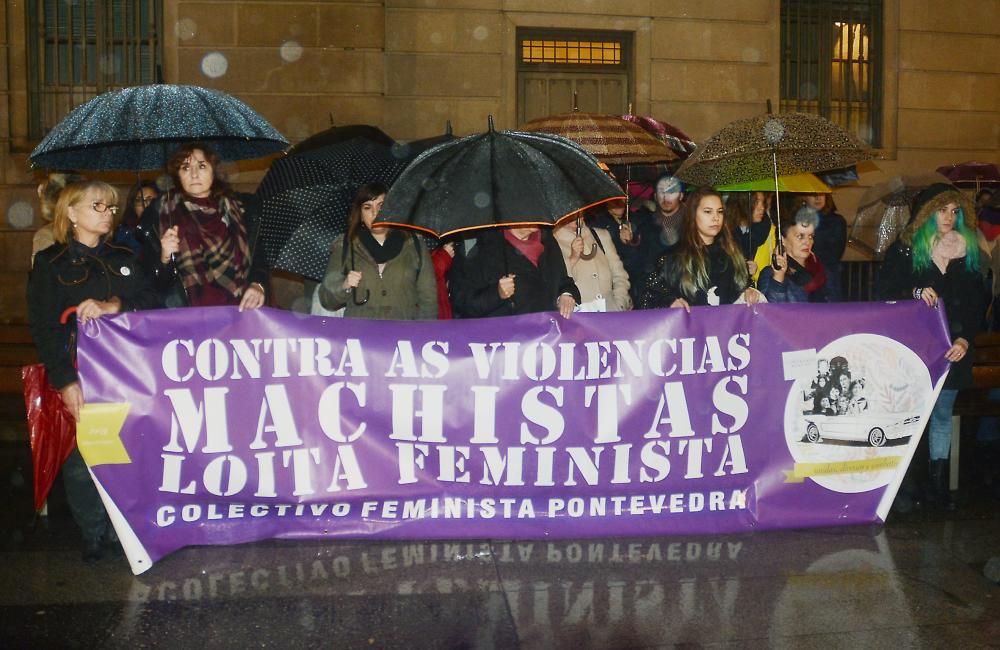Desafío a la lluvia para protestar contra la violencia machista