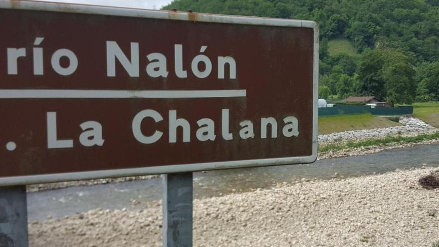 Vecinos recogieron ya 2.000 firmas contra el plan para La Chalana