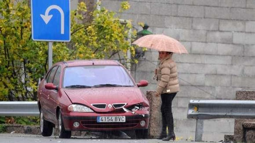 El Renault Mégane accidentado en Combarro. // Gustavo Santos