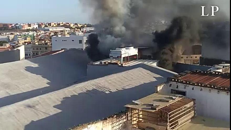 Incendio en un supermercado de Agüimes