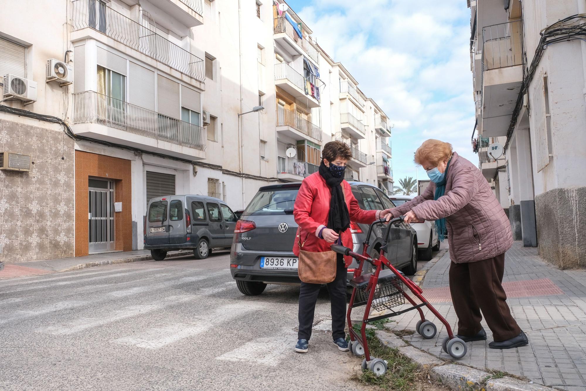 Lo que Pedro Sánchez no vio en el barrio de San Antón de Elche