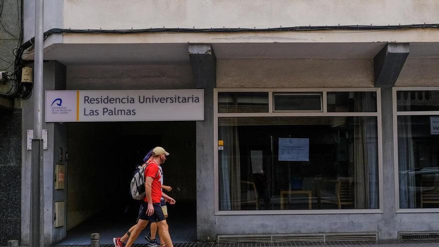 "El número de solicitudes muestra el problema que hay de vivienda": la yincana para conseguir residencia universitaria en Canarias
