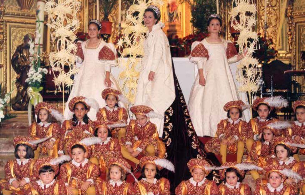 2001. Ave María Palop.JPG
