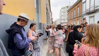 La poesía visual toma las calles del Barrio de Arenales en la capital grancanaria
