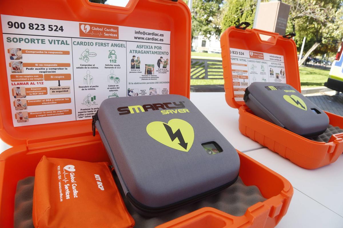 Imagen de los desfibriladores móviles con los que ya cuenta la Policía Local.