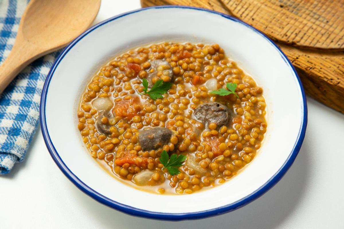 Un plato de lentejas.