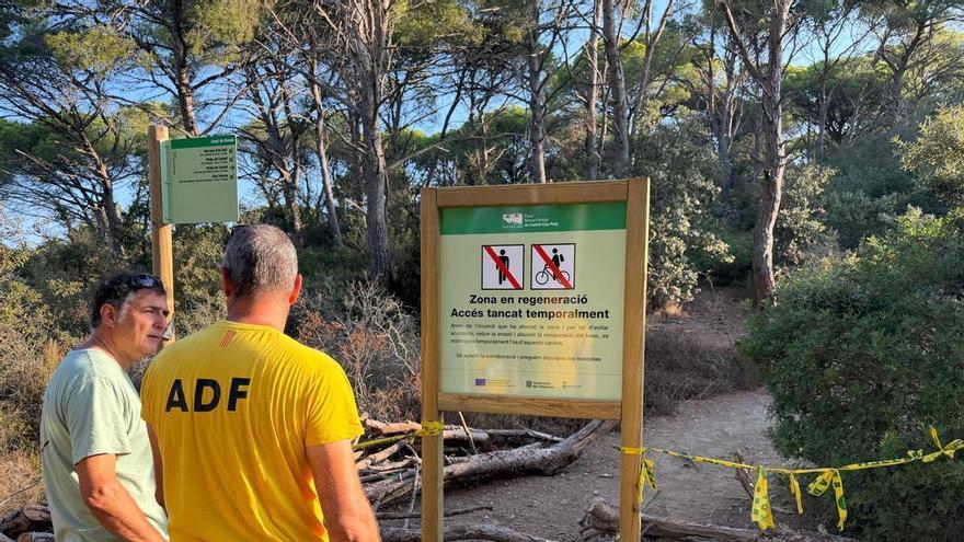 Palamós reforça la senyalització del tancament temporal de l'espai afectat per un incendi a Cap Roig