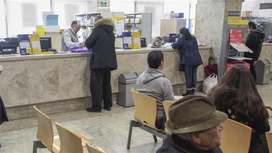 Medio centenar de trabajadores se incorporarán a Correos en Extremadura