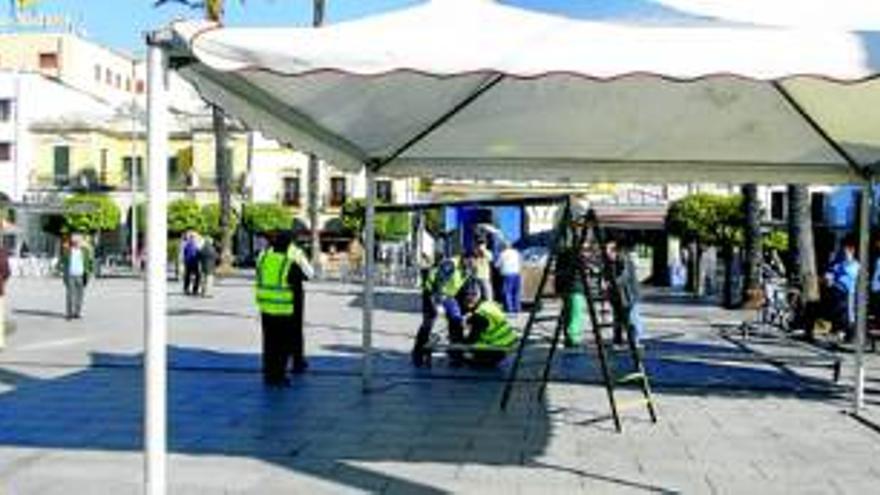 Los kioscos de la plaza de España se quejan de la pista de hielo